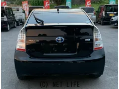 トヨタ プリウス