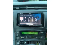 トヨタ プリウス