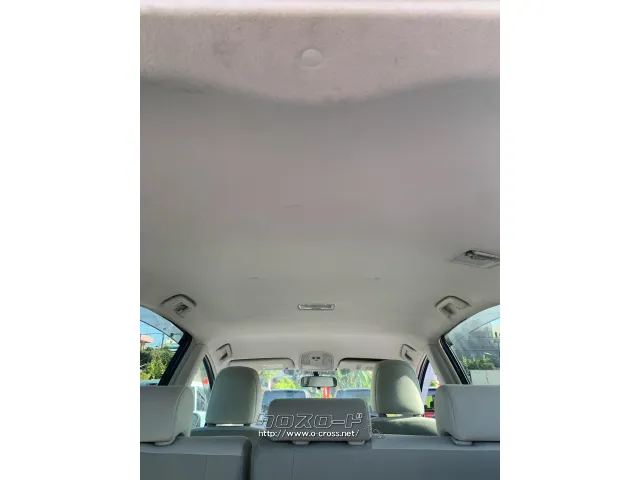 内装キレイです! トヨタ プリウスα