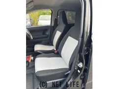 ダイハツ ミライース