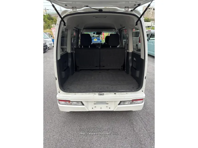 車内キレイです!! トヨタ ピクシスバン