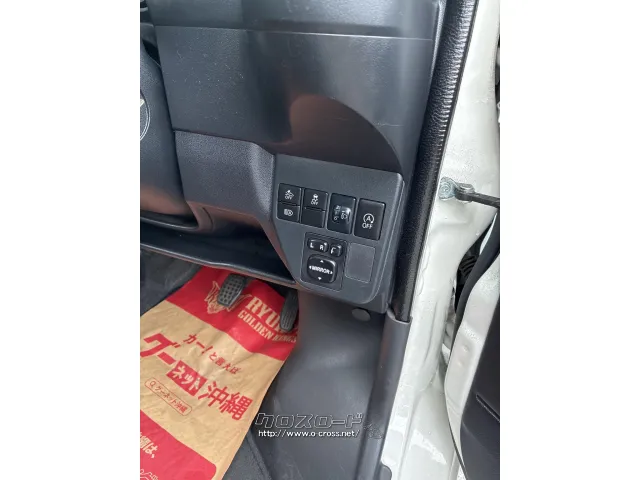 装備多数! トヨタ ピクシスバン
