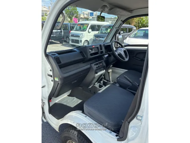 車内比較的キレイです!! ダイハツ ハイゼットトラック