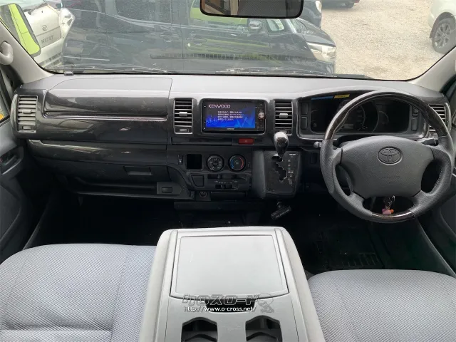 トヨタ ハイエースバン