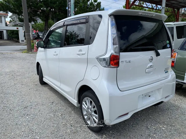 日産 デイズ