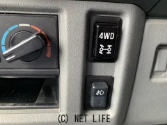 日産 NV100クリッパー