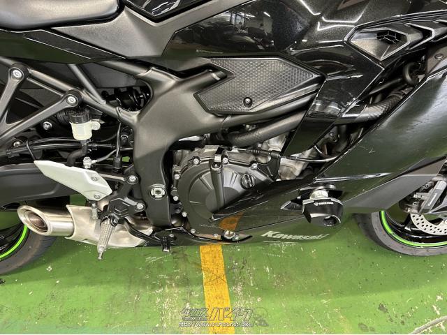 カワサキ ZX25R・2021(R3)初度登録(届出)年・ブラック・249cc