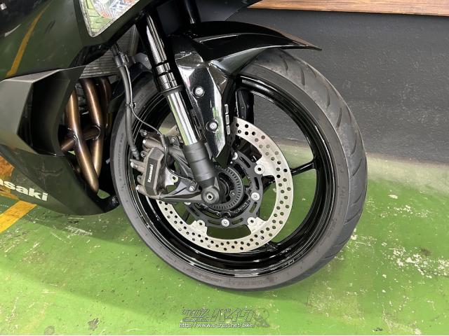 カワサキ ZX25R・2021(R3)初度登録(届出)年・ブラック・249cc