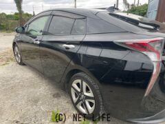 トヨタ プリウス