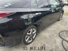 トヨタ プリウス