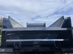 日野自動車 プロフィア