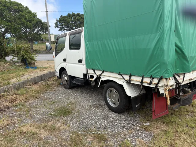 日野自動車 デュトロ