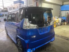 三菱 デリカD：2