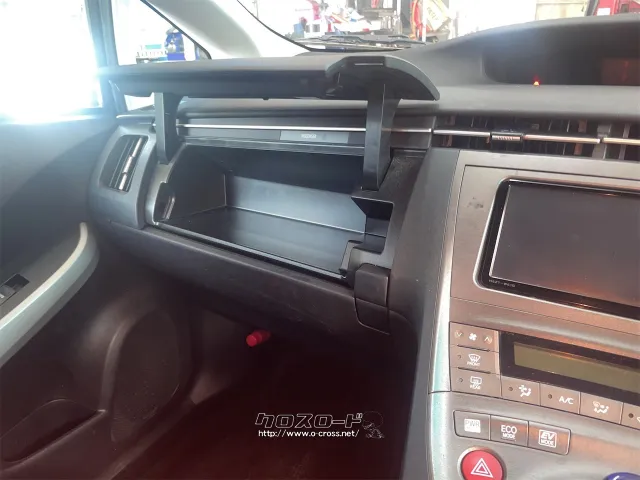 トヨタ プリウス