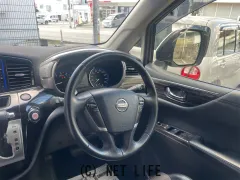 日産 エルグランド