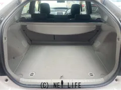 トヨタ プリウス