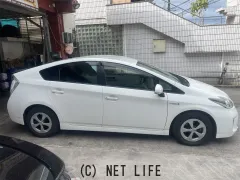 トヨタ プリウス