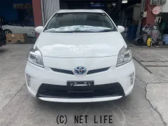 トヨタ プリウス