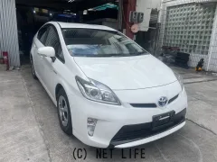 トヨタ プリウス