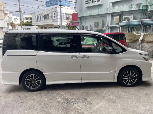 トヨタ ヴォクシー