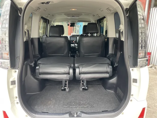 トヨタ ヴォクシー