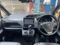 トヨタ ヴォクシー