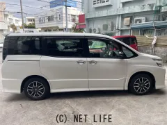 トヨタ ヴォクシー