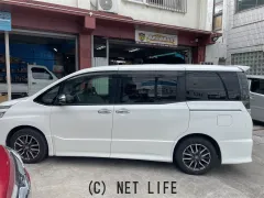 トヨタ ヴォクシー