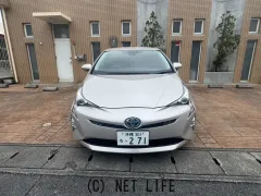 トヨタ プリウス