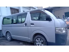トヨタ ハイエースバン