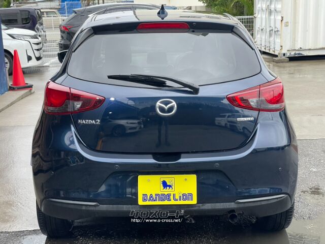 マツダ MAZDA2