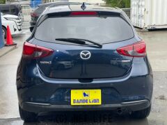 マツダ MAZDA2