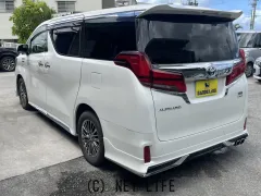 トヨタ アルファードハイブリッド