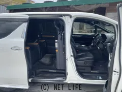 トヨタ アルファードハイブリッド