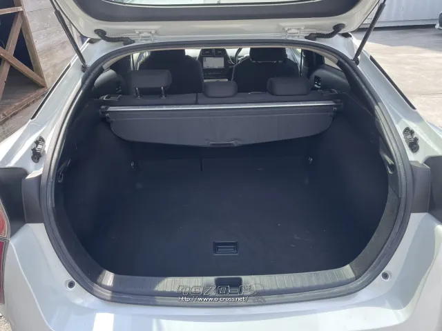 トヨタ プリウス