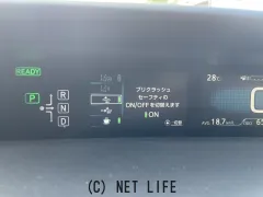 トヨタ プリウス