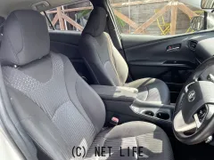 トヨタ プリウス