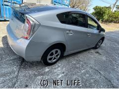 トヨタ プリウス