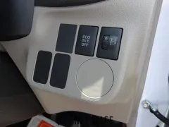 ダイハツ ミライース