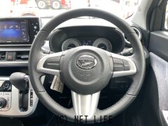 ダイハツ キャスト