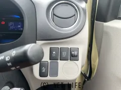 ダイハツ ミライース