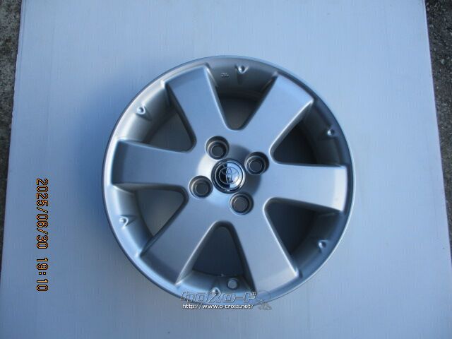 ホイール トヨタ イスト純正アルミホイール(純正ナット付き)