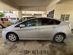 トヨタ プリウス