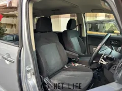 三菱 デリカD：5