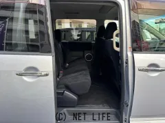 三菱 デリカD：5