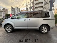 三菱 デリカD：5