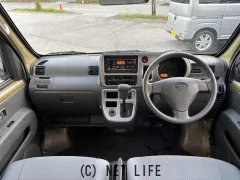 ダイハツ ハイゼットカーゴ