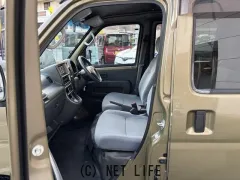 ダイハツ ハイゼットカーゴ