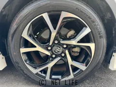 トヨタ C-HR