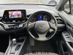 トヨタ C-HR